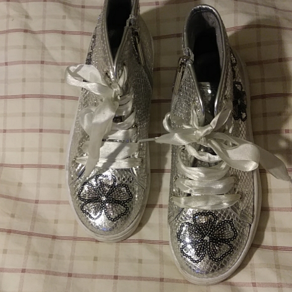 Michael Kors Other - Michael Kors girls high top sequin sneaker s